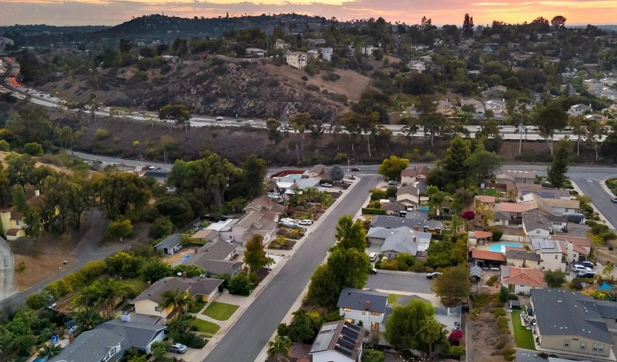 4703 Helix Glen Dr, La Mesa, CA 91941 - 4 Beds, 3 Bath
