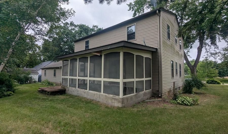 128 Knut St, Alexandria, MN 56308 - 5 Beds, 2 Bath