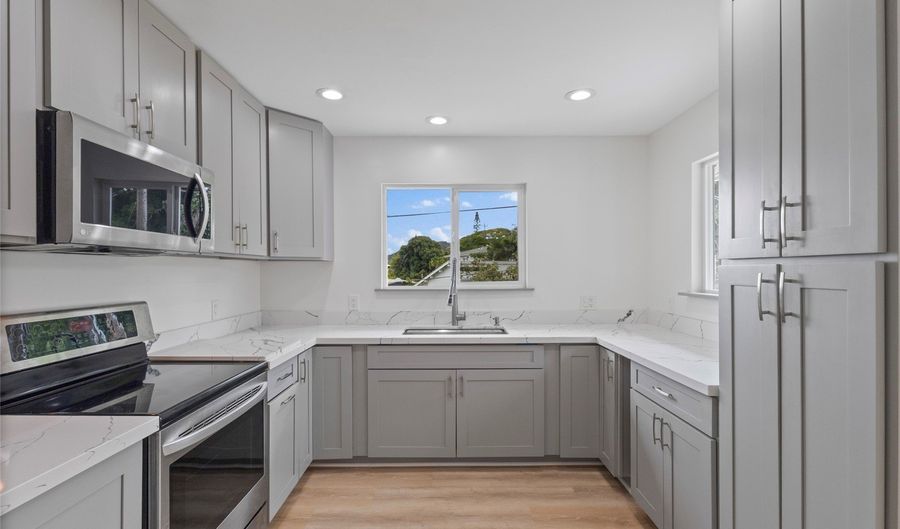 45-860 Anoi Rd 9, Kaneohe, HI 96744 - 5 Beds, 4 Bath