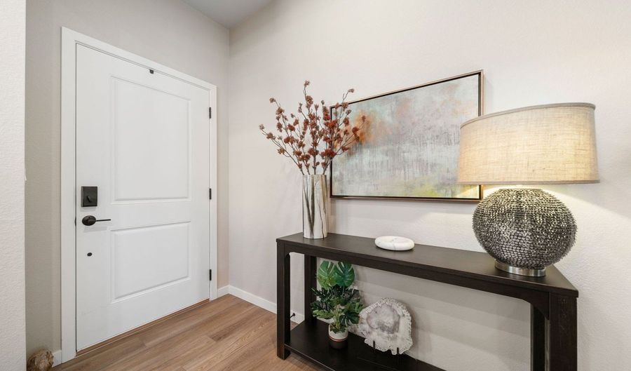 22362 E 38th Pl, Aurora, CO 80019 - 5 Beds, 3 Bath