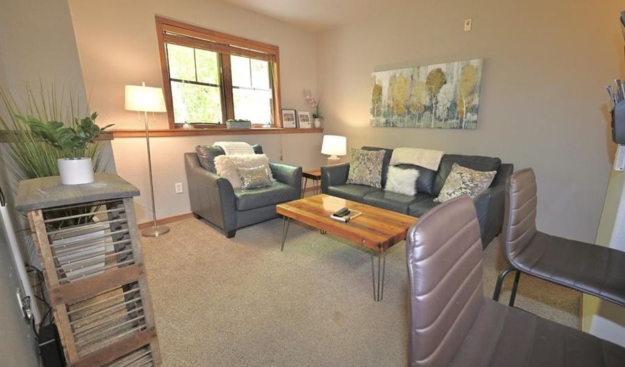 43 SNOWFLAKE Dr D-7, Breckenridge, CO 80424 - 1 Beds, 1 Bath