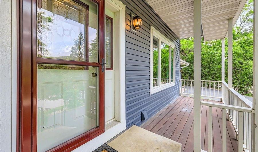 13230 Hannover Ave, Apple Valley, MN 55124 - 4 Beds, 3 Bath