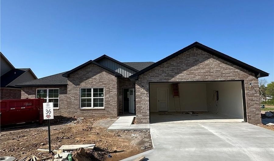 1020 Hunter Dr, Barling, AR 72923 - 3 Beds, 2 Bath