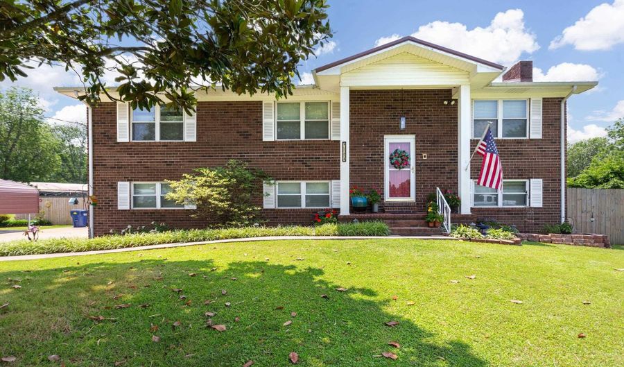 104 ELMAR Dr, Alexandria, AL 36250 - 4 Beds, 3 Bath