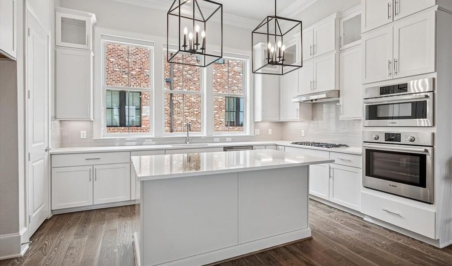 4122 Belt Line Rd, Addison, TX 75001 - 3 Beds, 5 Bath