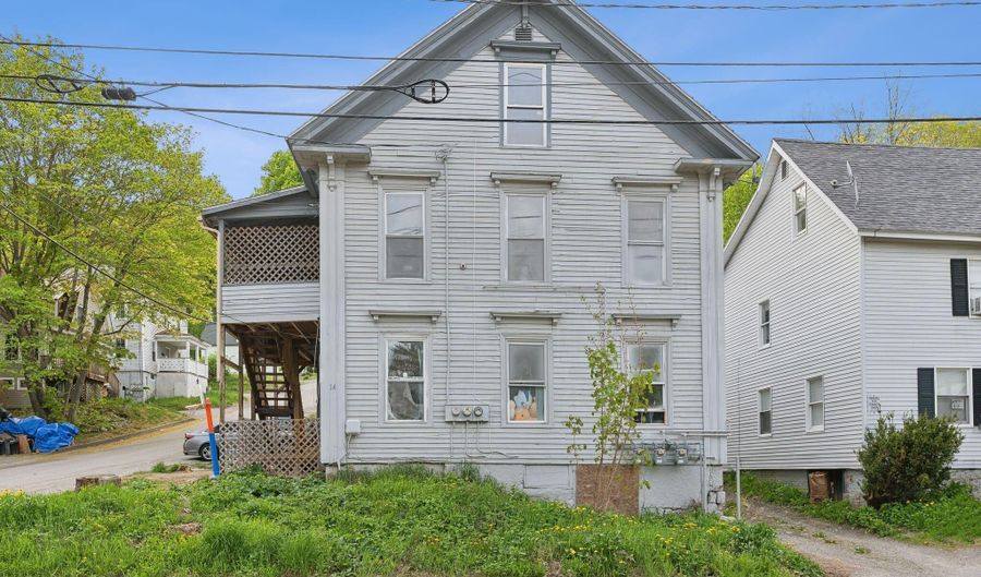 14 North St, Augusta, ME 04330 - 0 Beds, 3 Bath