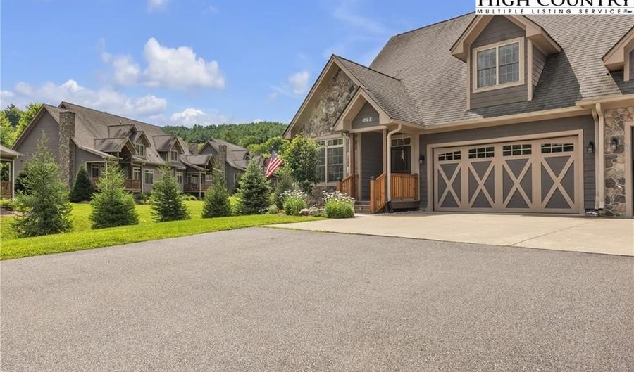 196 Whispering Streams Dr 2, Fleetwood, NC 28626 - 3 Beds, 3 Bath