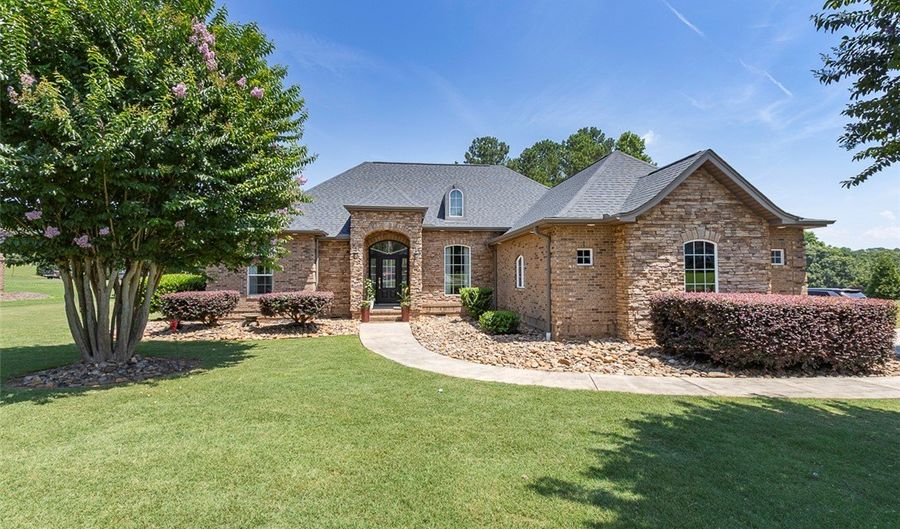 107 Chetwood Dr, Anderson, SC 29621 - 4 Beds, 3 Bath