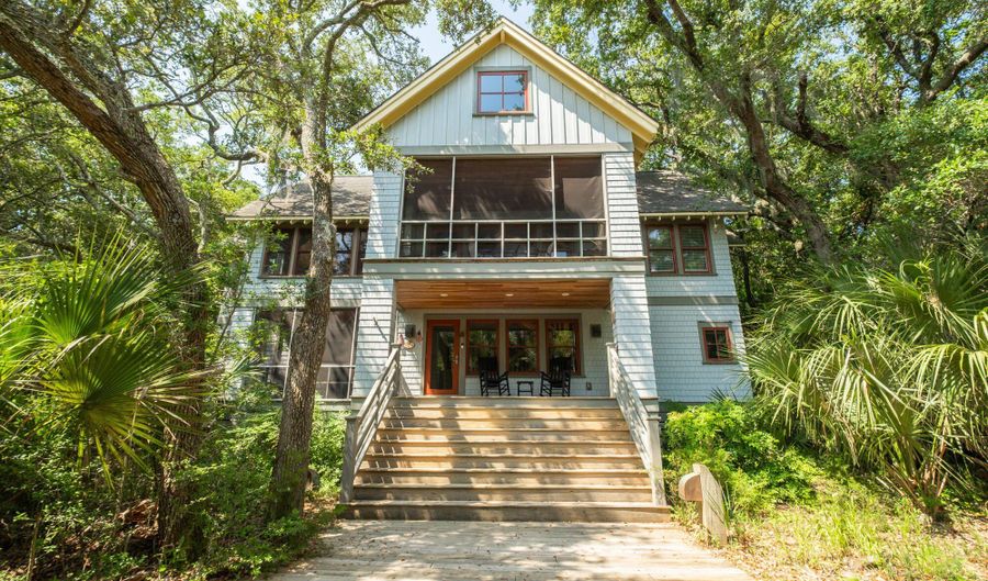 206 N Bald Head Wynd, Bald Head Island, NC 28461 - 3 Beds, 4 Bath