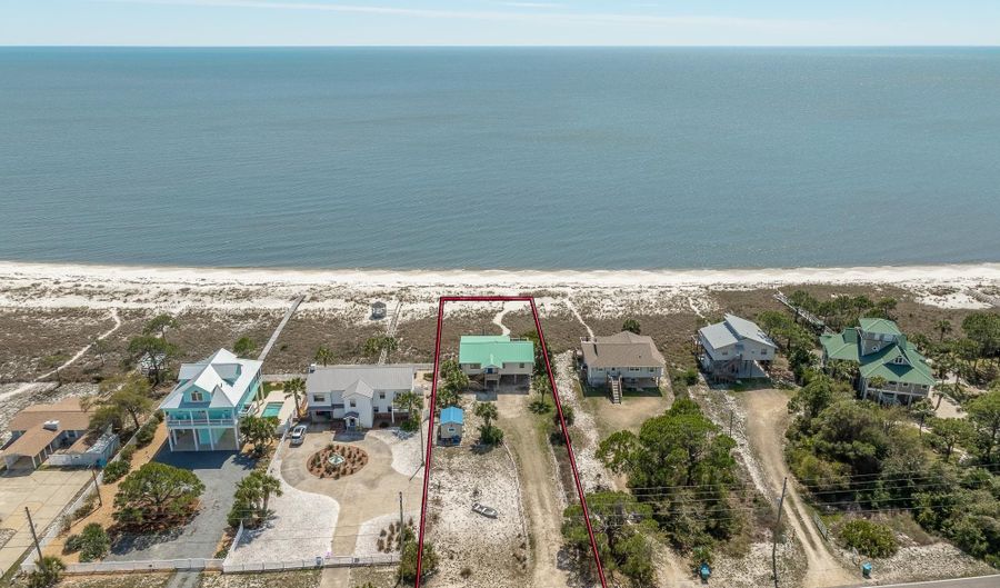 1139 ALLIGATOR Dr, Alligator Point, FL 32346 - 3 Beds, 3 Bath