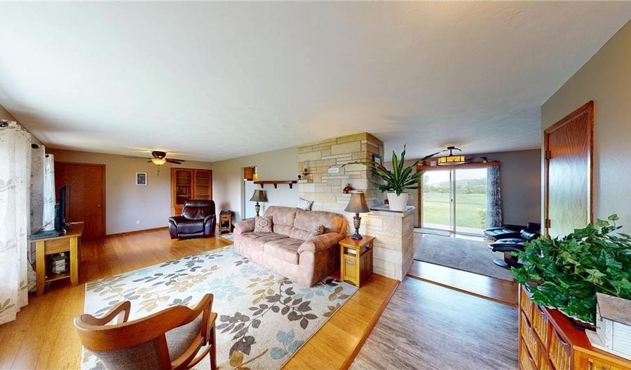 23096 Bluegrass Rd, Albert Lea, MN 56007 - 2 Beds, 3 Bath