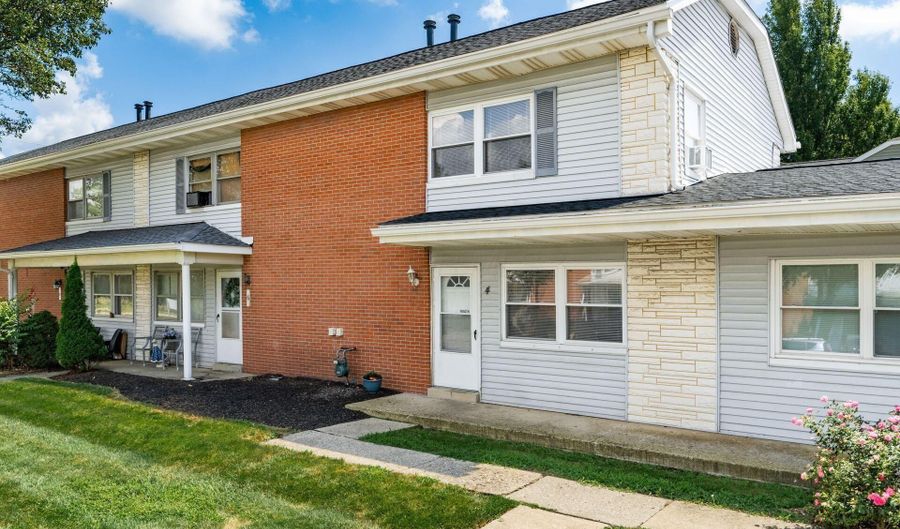 4 Oak Rd, Columbus, OH 43217 - 2 Beds, 2 Bath