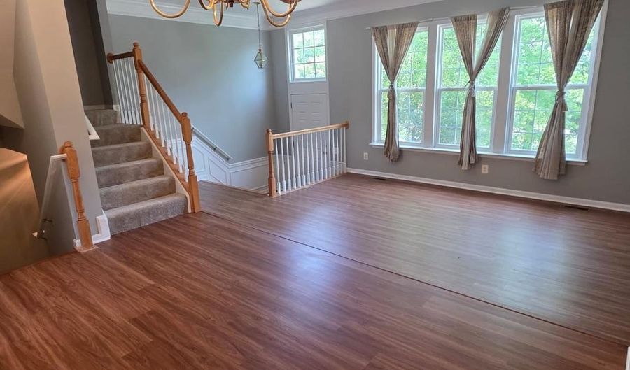 22486 MAISON CARREE Sq, Ashburn, VA 20148 - 3 Beds, 4 Bath