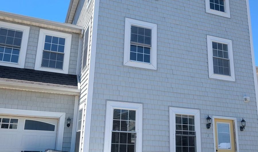 200 W MARKET St 2, Greenwood, DE 19950 - 4 Beds, 3 Bath