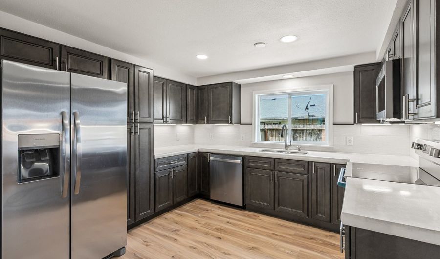749 1ST St, Brookings, OR 97415 - 3 Beds, 3 Bath