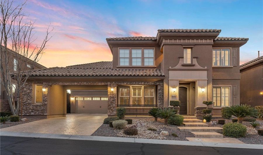2717 Mona Lisa St, Henderson, NV 89044 - 5 Beds, 6 Bath