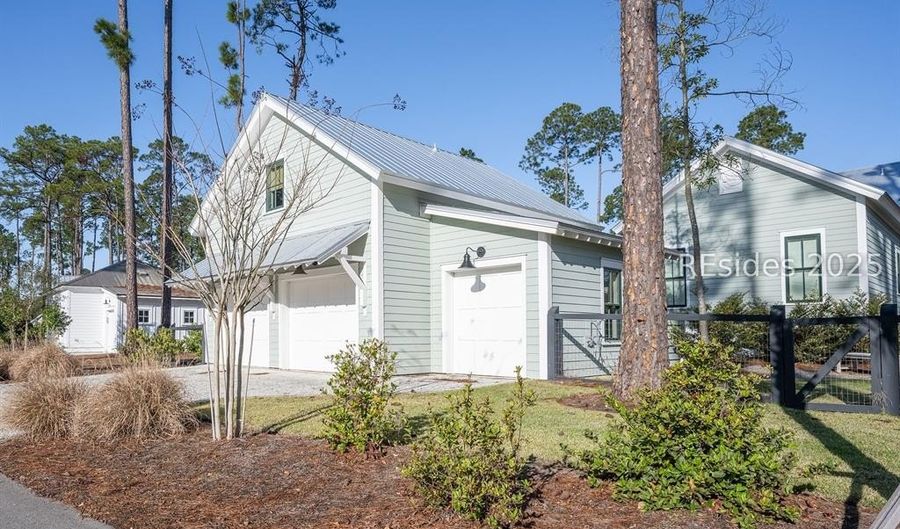 122 Red Ochre Rd, Bluffton, SC 29910 - 5 Beds, 6 Bath