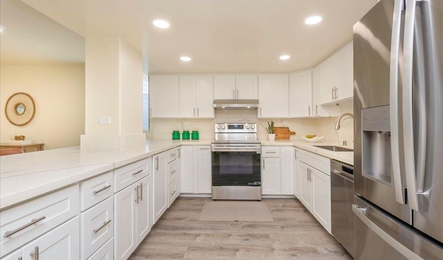 46-283 Kahuhipa St C-B1, Kaneohe, HI 96744 - 4 Beds, 2 Bath