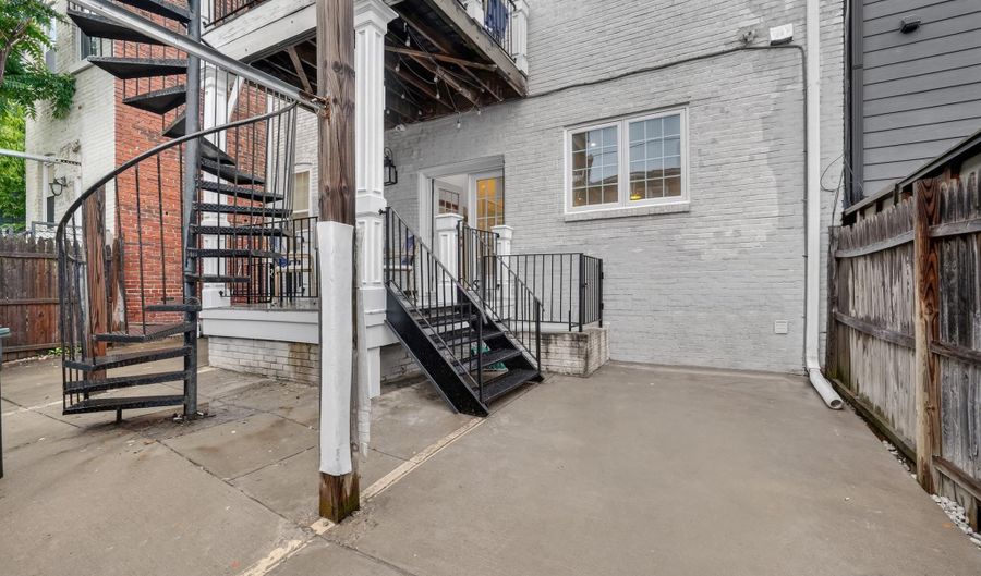 600 HARVARD St NW 1, Washington, DC 20001 - 4 Beds, 4 Bath