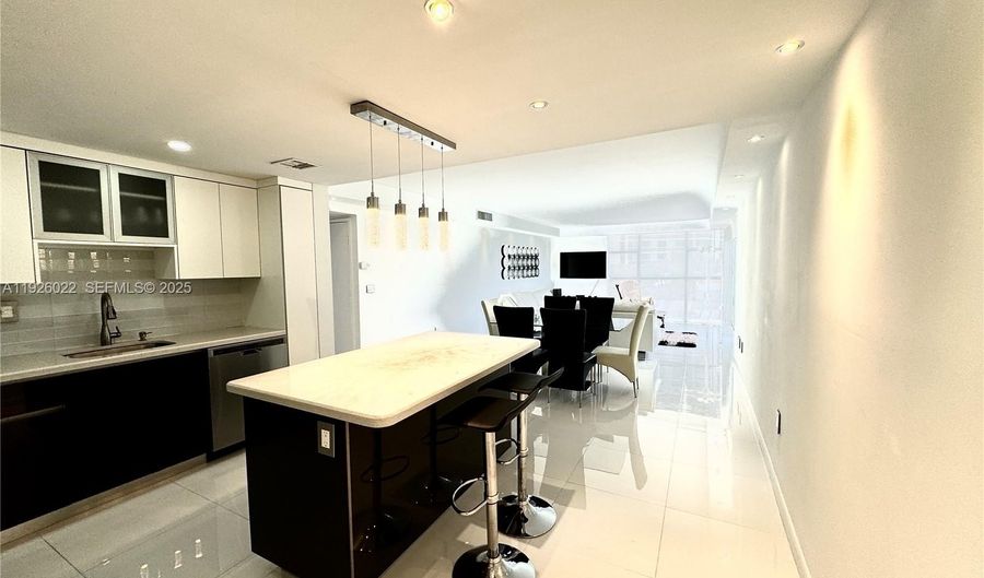 3731 N Country Club Dr 623, Aventura, FL 33180 - 2 Beds, 2 Bath