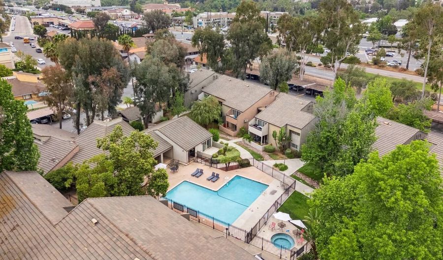1350 N Escondido Blvd 47, Escondido, CA 92026 - 2 Beds, 1 Bath