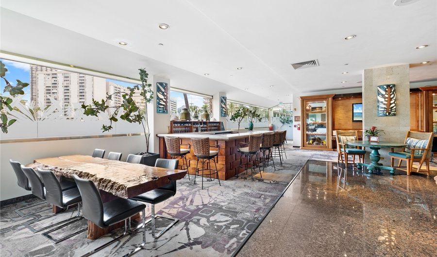 2045 Kalakaua Ave 1607, Honolulu, HI 96815 - 1 Beds, 1 Bath