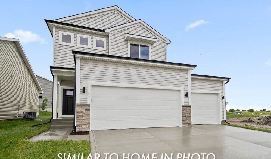 4227 5th Ave SW, Altoona, IA 50009 - 3 Beds, 3 Bath
