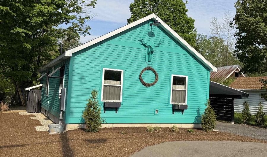 22 Marble St, Brandon, VT 05733 - 2 Beds, 2 Bath