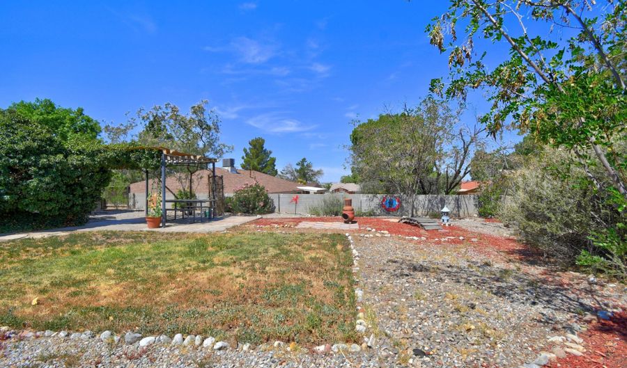 8505 Merrimac Ct NE, Albuquerque, NM 87109 - 3 Beds, 2 Bath