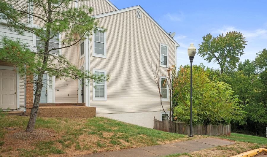 44226 MOSSY BROOK Sq, Ashburn, VA 20147 - 3 Beds, 4 Bath