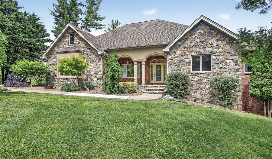 20268 Heron Cir, Abingdon, VA 24211 - 4 Beds, 3 Bath