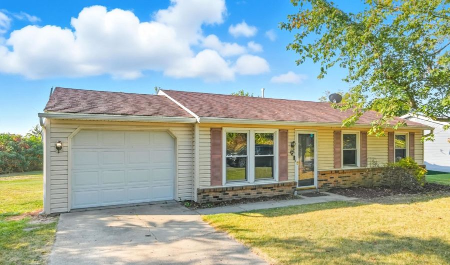 902 Mechanic St, Angola, IN 46703 - 3 Beds, 1 Bath