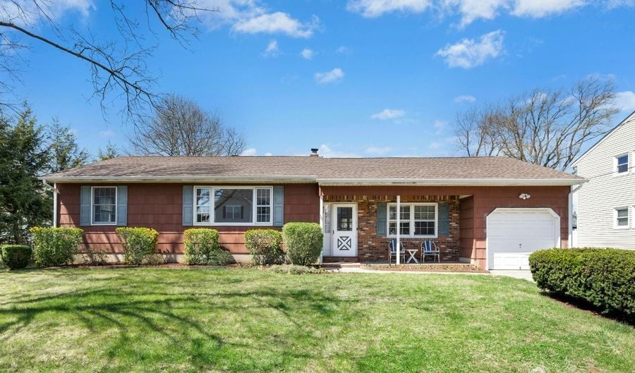 181 Demorest Ave, Avenel, NJ 07001 - 3 Beds, 2 Bath