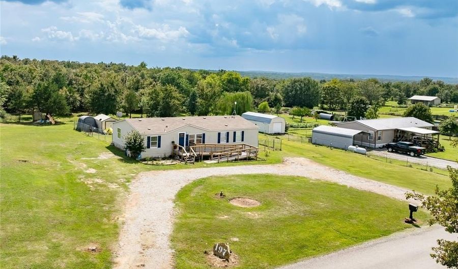 197 W Turnpike Rd, McAlester, OK 74501 - 4 Beds, 2 Bath