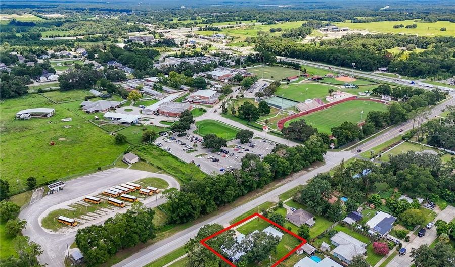 16710 NW COUNTY ROAD 235A, Alachua, FL 32615 - 5 Beds, 3 Bath