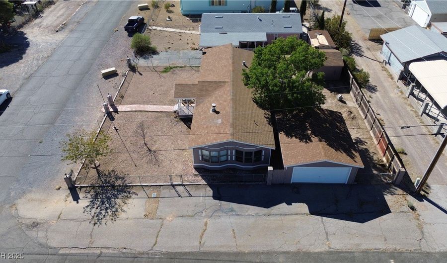 400 W Hoyt St, Beatty, NV 89003 - 3 Beds, 2 Bath