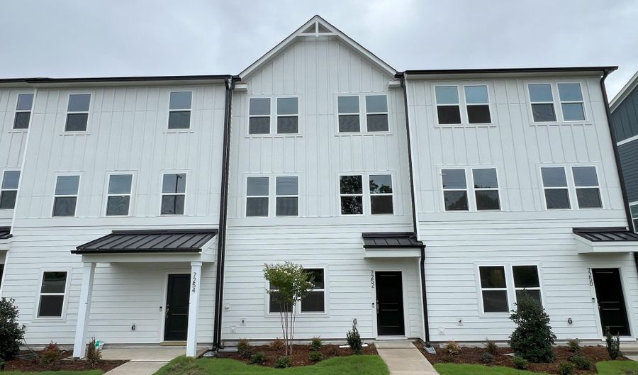 59-7252 Morris Acres Rd, Apex, NC 27523 - 4 Beds, 4 Bath