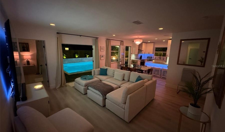 111 N CIRUS Ave, Clearwater, FL 33765 - 5 Beds, 3 Bath