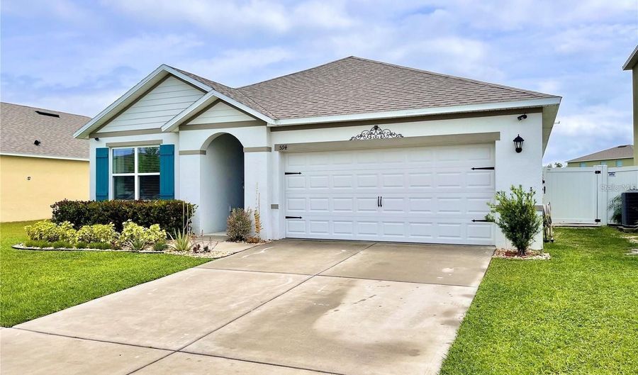 594 AUTUMN STREAM Dr, Auburndale, FL 33823 - 3 Beds, 2 Bath