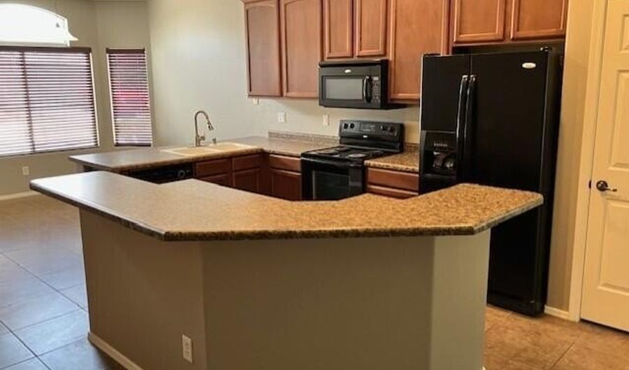11586 W JACKSON St, Avondale, AZ 85323 - 3 Beds, 2 Bath