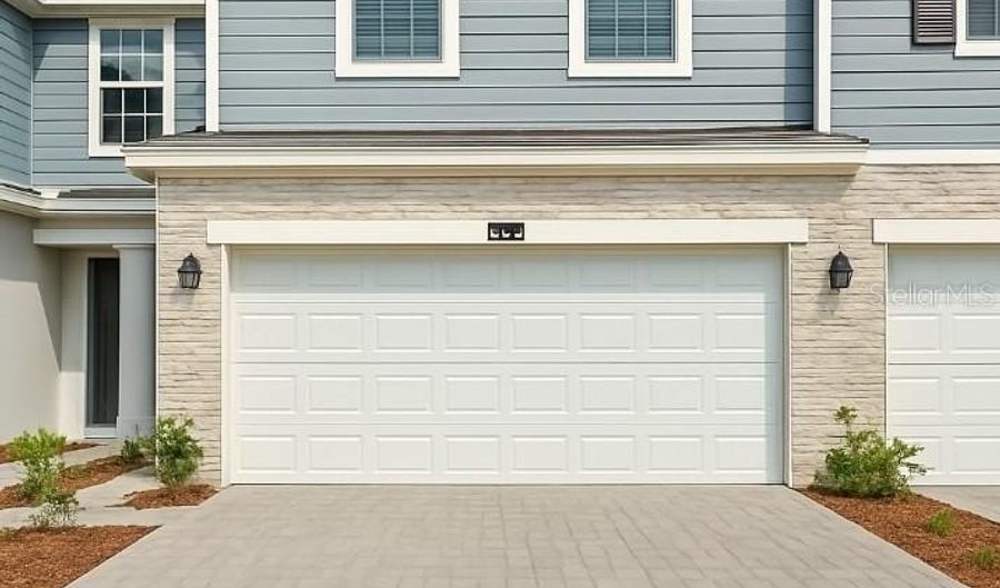 274 THOMPSON VILLAGE Ave, Apopka, FL 32703 - 4 Beds, 3 Bath