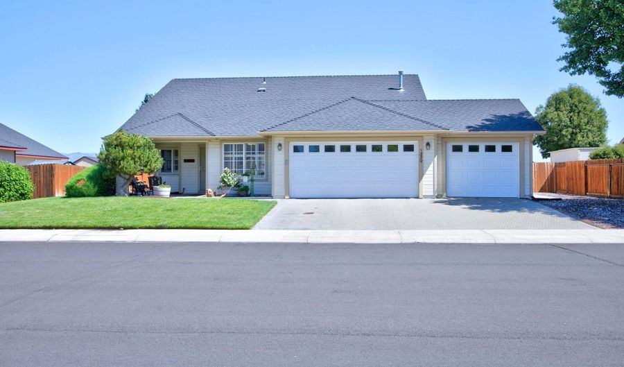 1330 Petar Dr, Gardnerville, NV 89410 - 3 Beds, 2 Bath