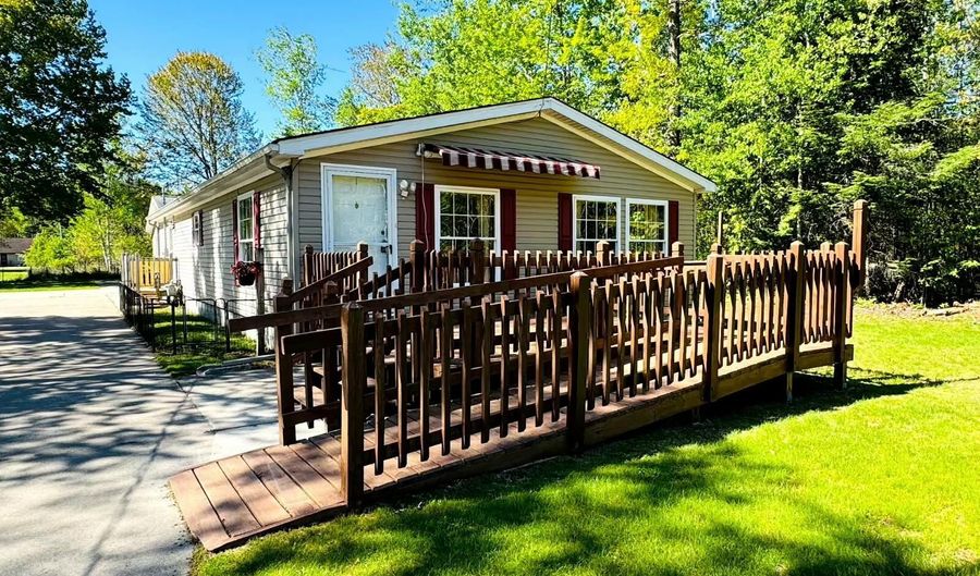 1089 Birch Rd, Alpena, MI 49707 - 2 Beds, 2 Bath