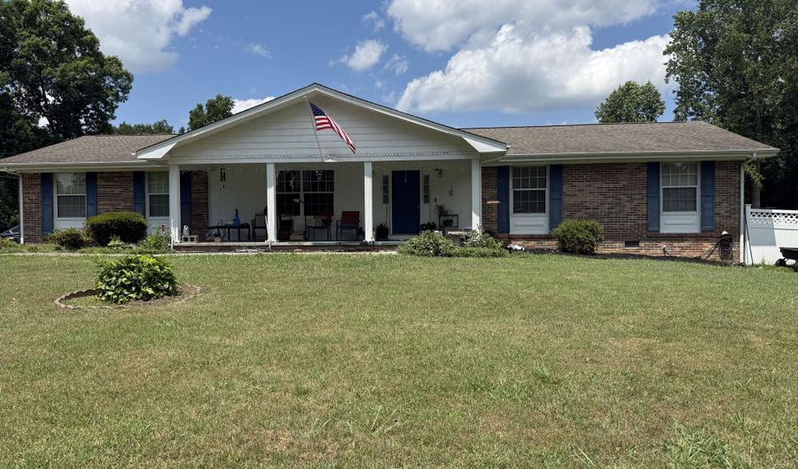 2505 Kenwood Dr, Athens, TN 37303 - 3 Beds, 2 Bath