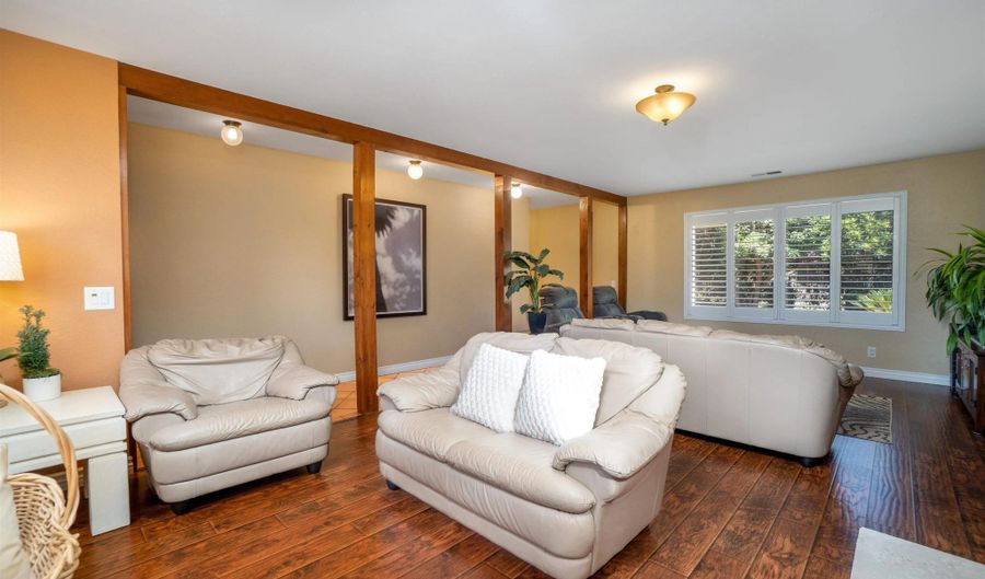 2826 Calle De Malibu, Escondido, CA 92029 - 3 Beds, 2 Bath