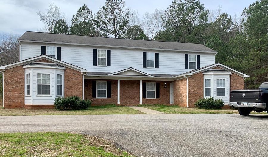 105-107 Bach Pl, Winterville, GA 30683 - 72 Beds, 80 Bath