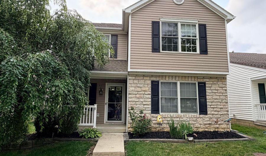 9327 Polaris Green Dr, Columbus, OH 43240 - 4 Beds, 4 Bath