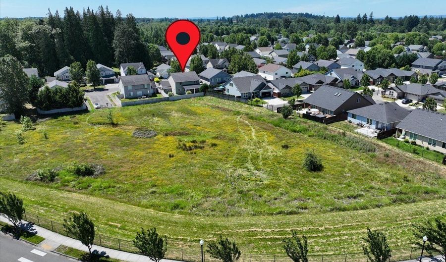 2304 NW 15TH St, Battle Ground, WA 98604 - 4 Beds, 3 Bath