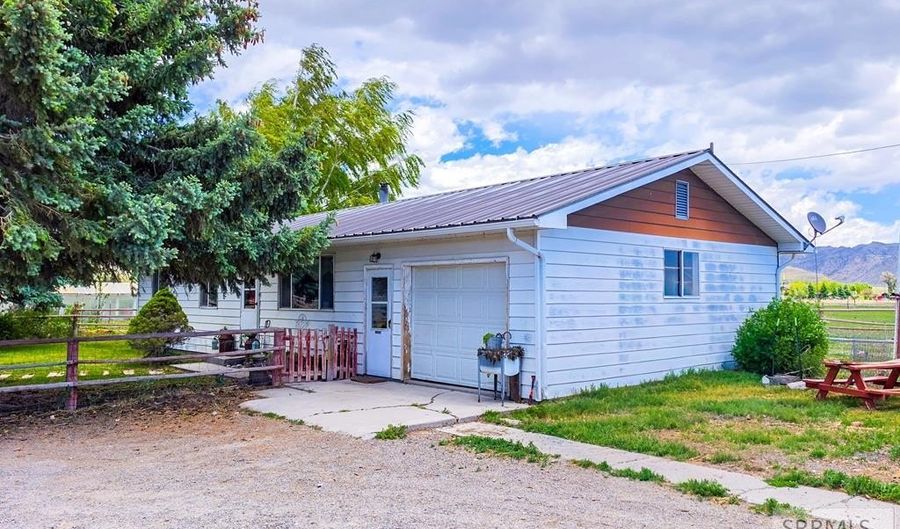700 Dean Ave, Arco, ID 83213 - 3 Beds, 1 Bath