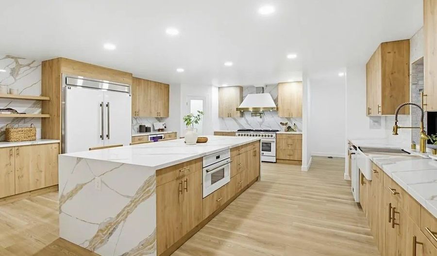 3725 Via Cielo Azul, Alpine, CA 91901 - 6 Beds, 7 Bath